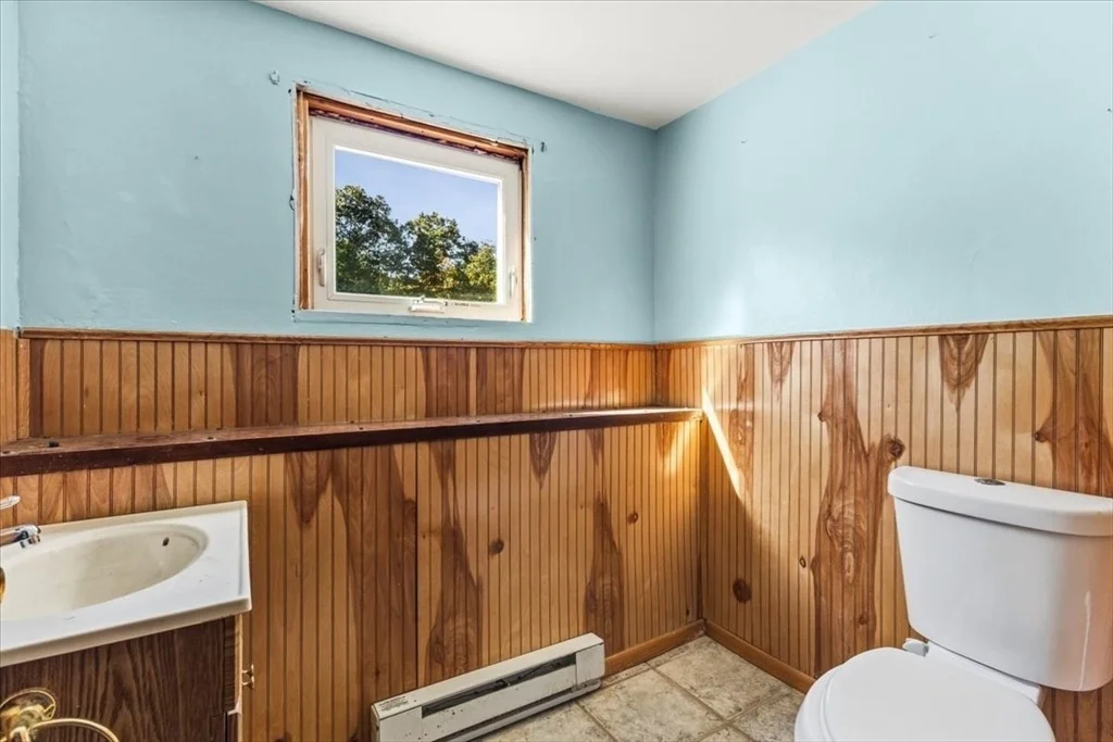 Photo of 55 Burnside Ave