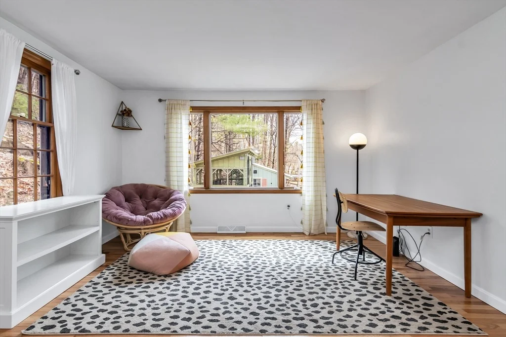 Photo of 21 Heather Rd