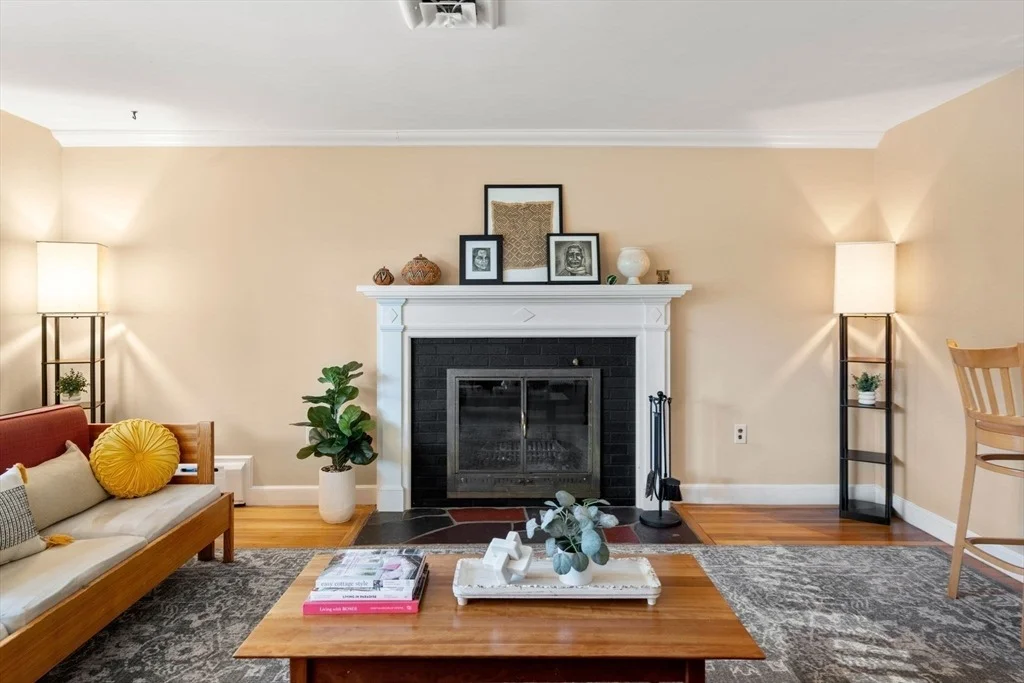 Photo of 19 Bosworth Rd