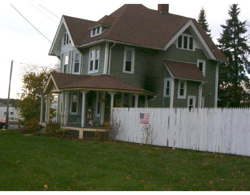 Photo of 209 Grove St