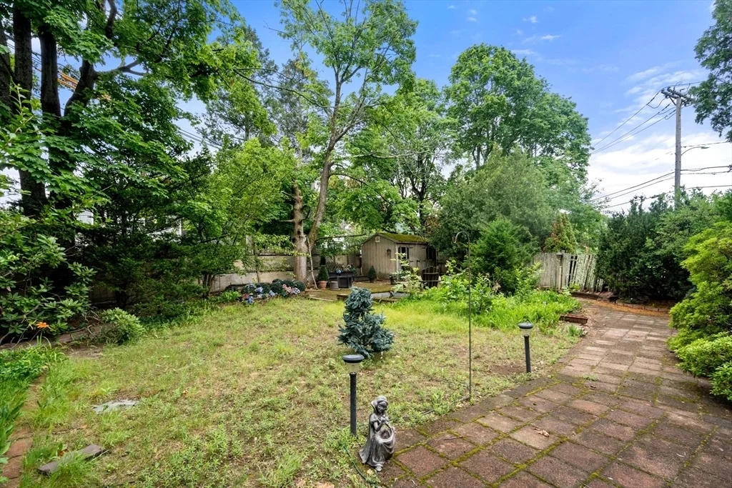 Photo of 7 Park Cir
