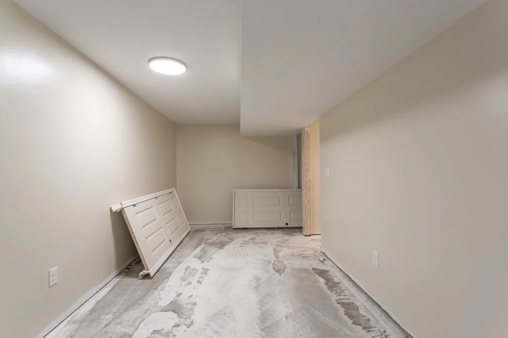 Photo of 590 Front St