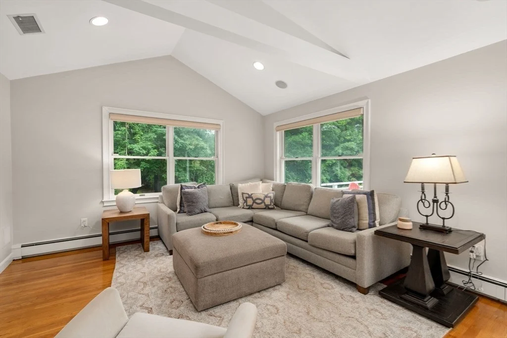 Photo of 74 Spring Valley Road