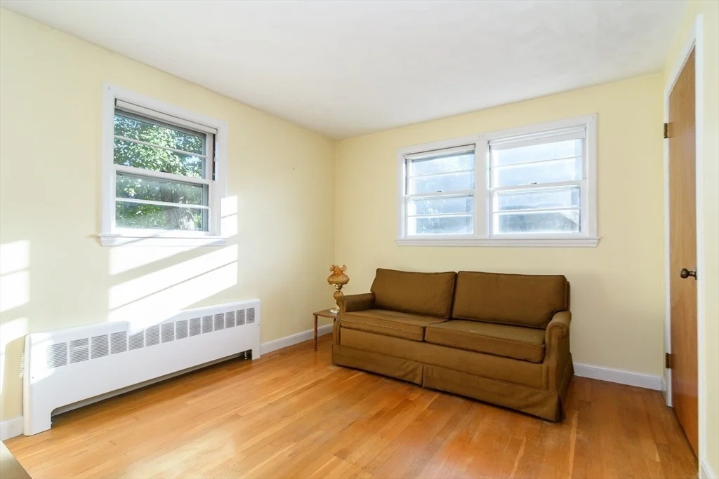 Photo of 124 Juniper Drive