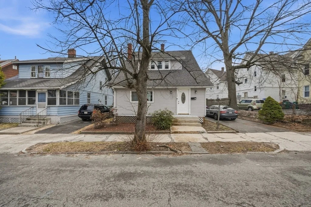 Photo of 115 Pasadena St