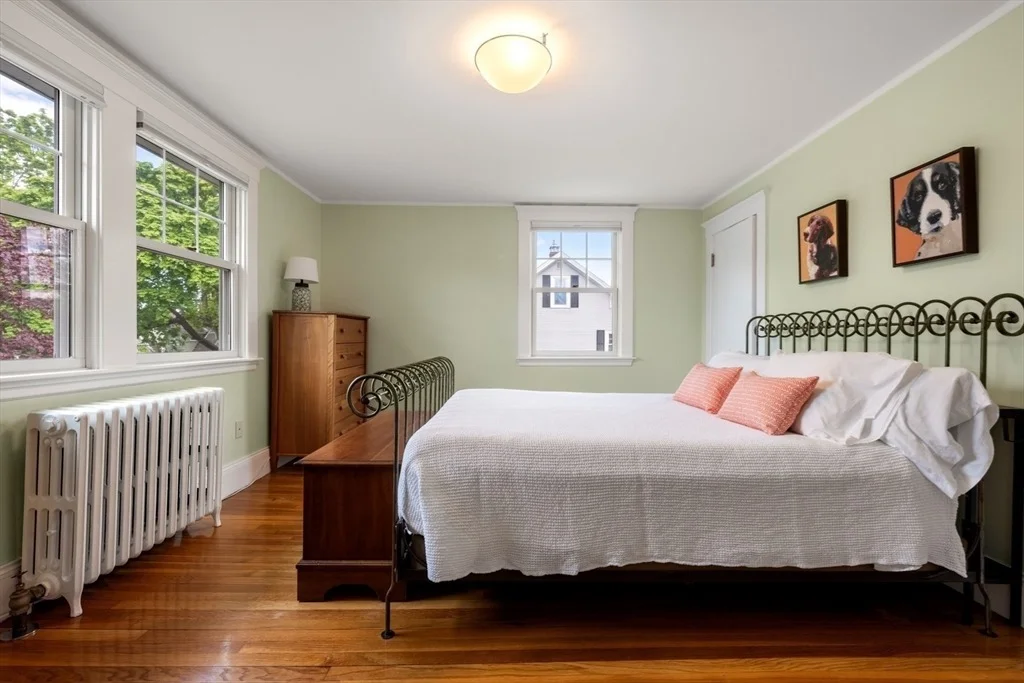 Photo of 8 Charlotte Rd