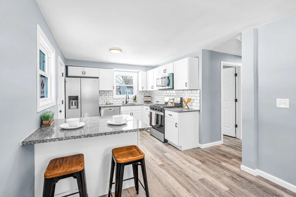 Photo of 297 Breckwood Blvd