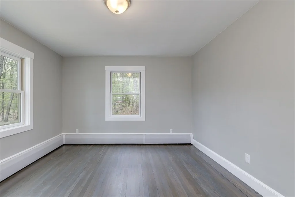Photo of 50 Piscataqua Rd