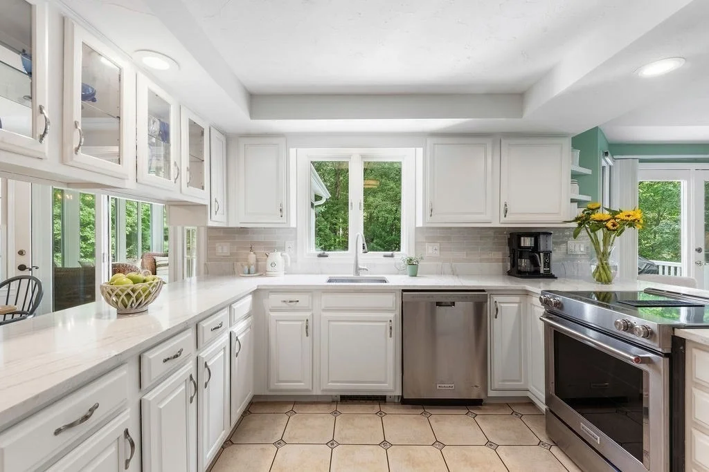 Photo of 18 Fredric Ln