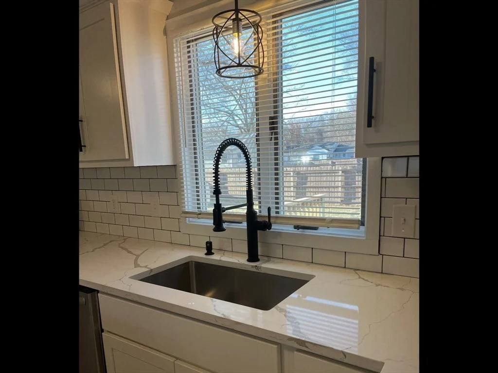 Photo of 138 Jeffrey Rd