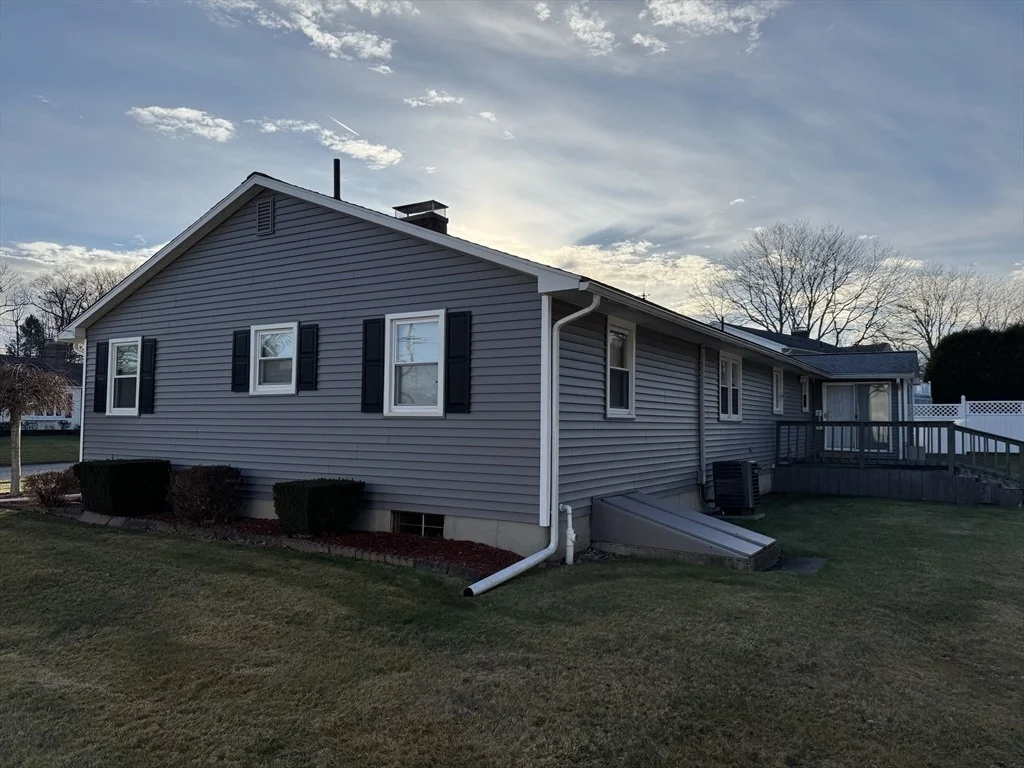 Photo of 5 Jeffrey Ave