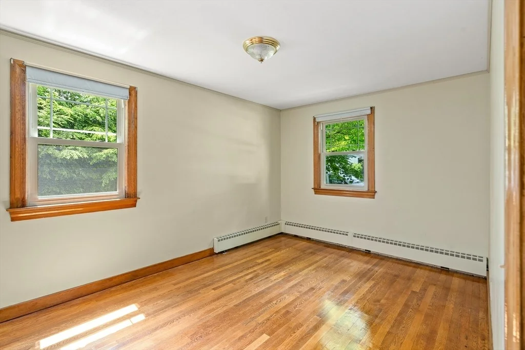Photo of 16 Sheldon Ave
