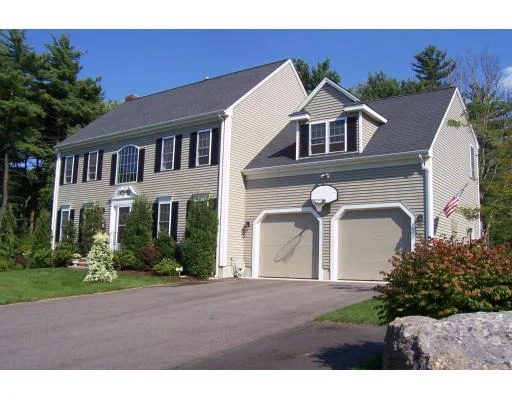 Photo of 80 Beethoven Ave