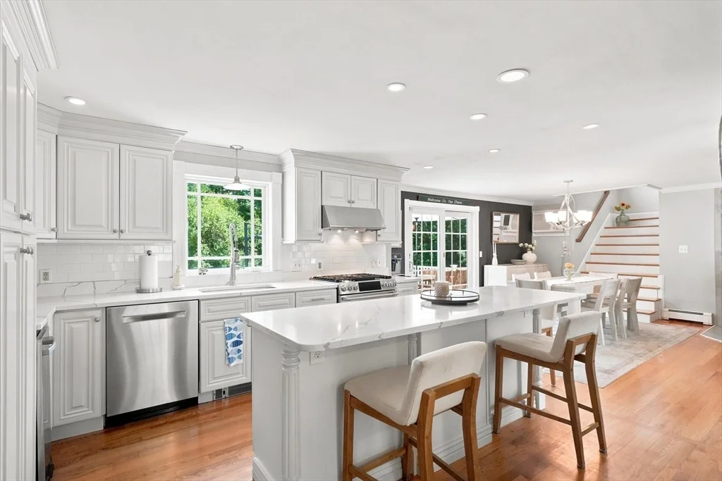 Photo of 67 Surrey Dr