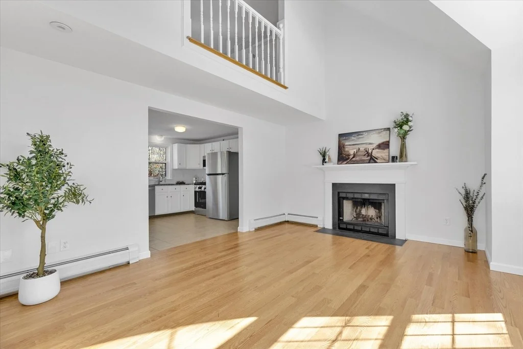 Photo of 10 Butler Ln