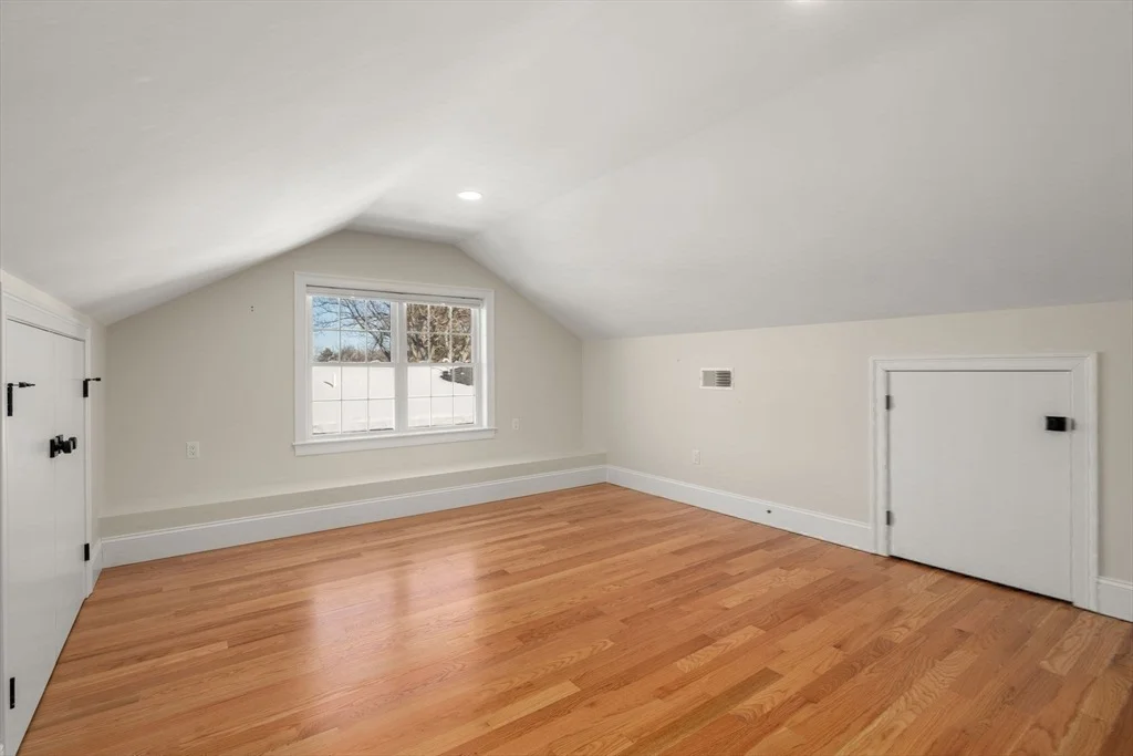 Photo of 211 Florence Ave
