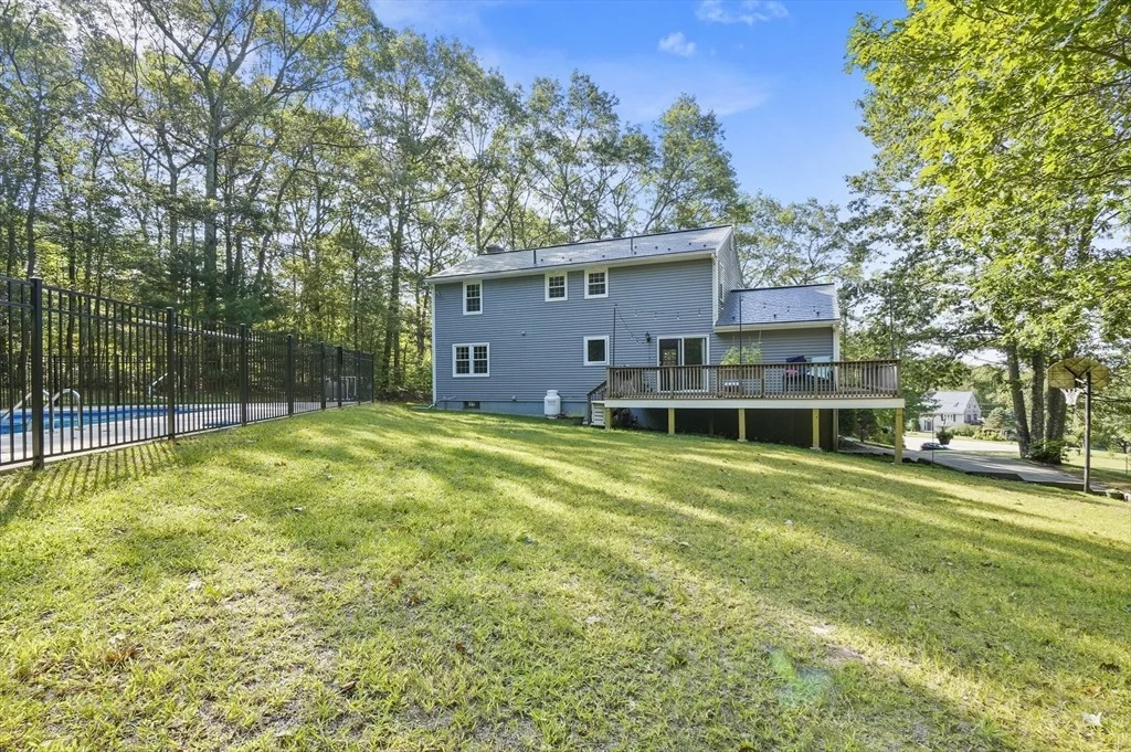 Photo of 14 Longview Avenue