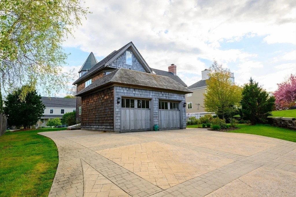 Photo of 4 Harborview Road