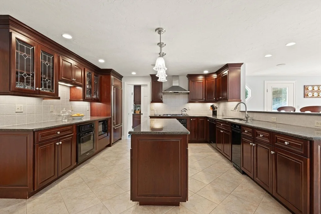 Photo of 9 Bogastow Circle