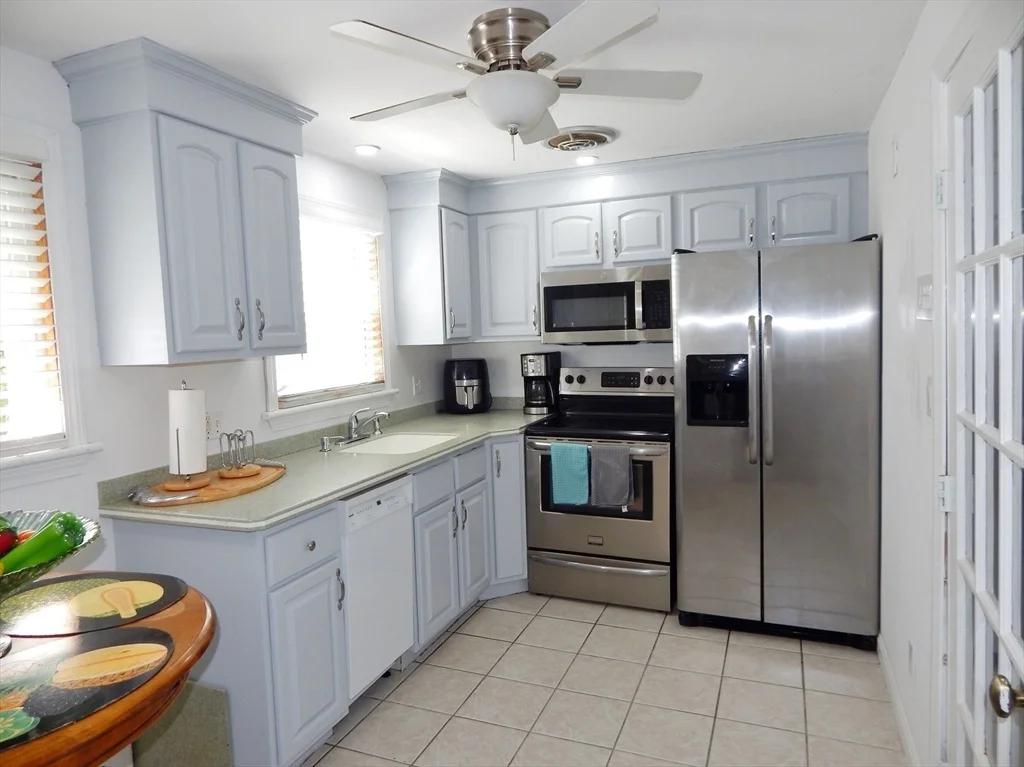 Photo of 170 Carey Cir