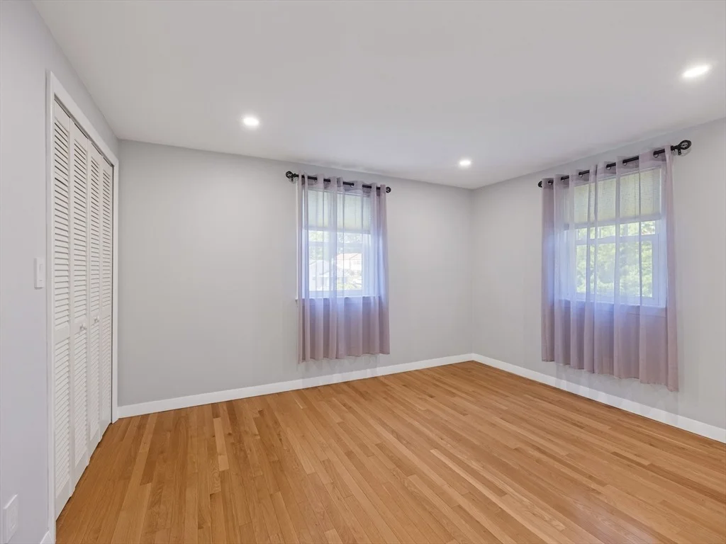 Photo of 7 Fabens St
