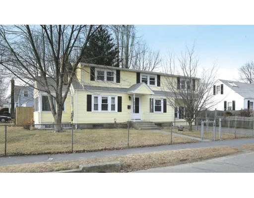 Photo of 43 Aberdeen Avenue