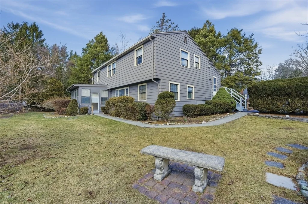 Photo of 6 Pine Knoll Road