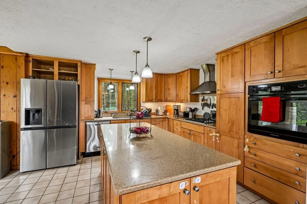 Photo of 157 Robinson Rd