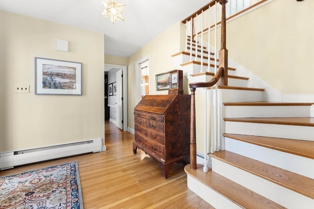 Photo of 6 Audubon Drive