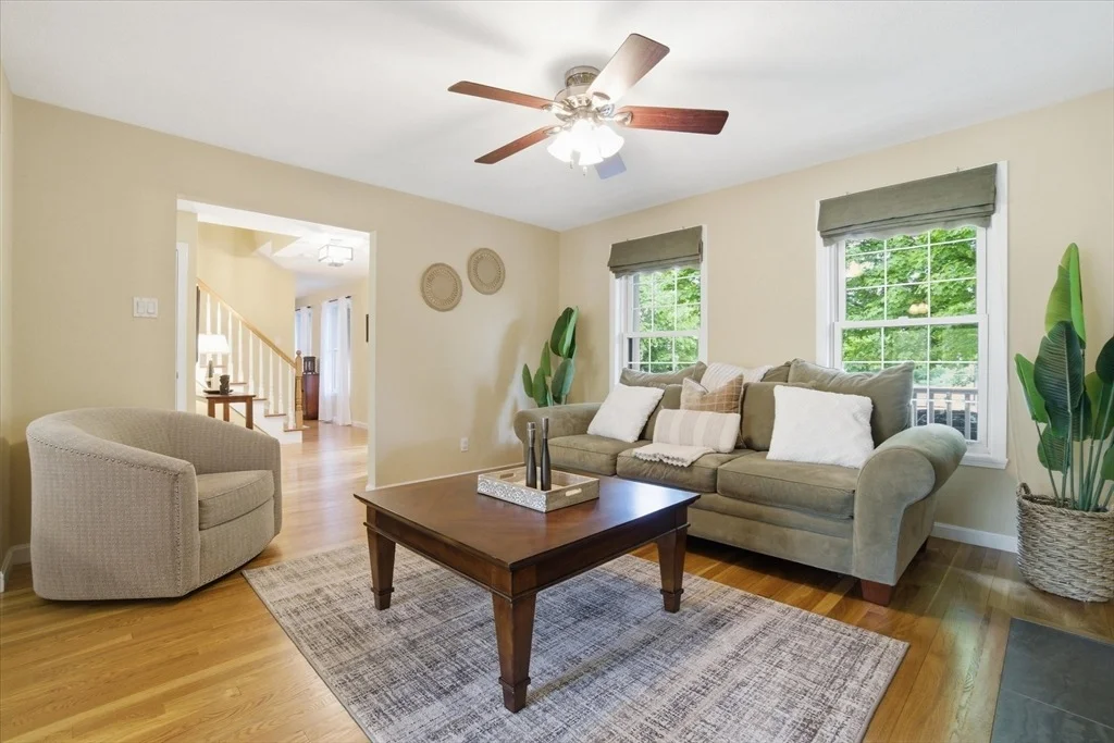 Photo of 18 Oakridge Dr