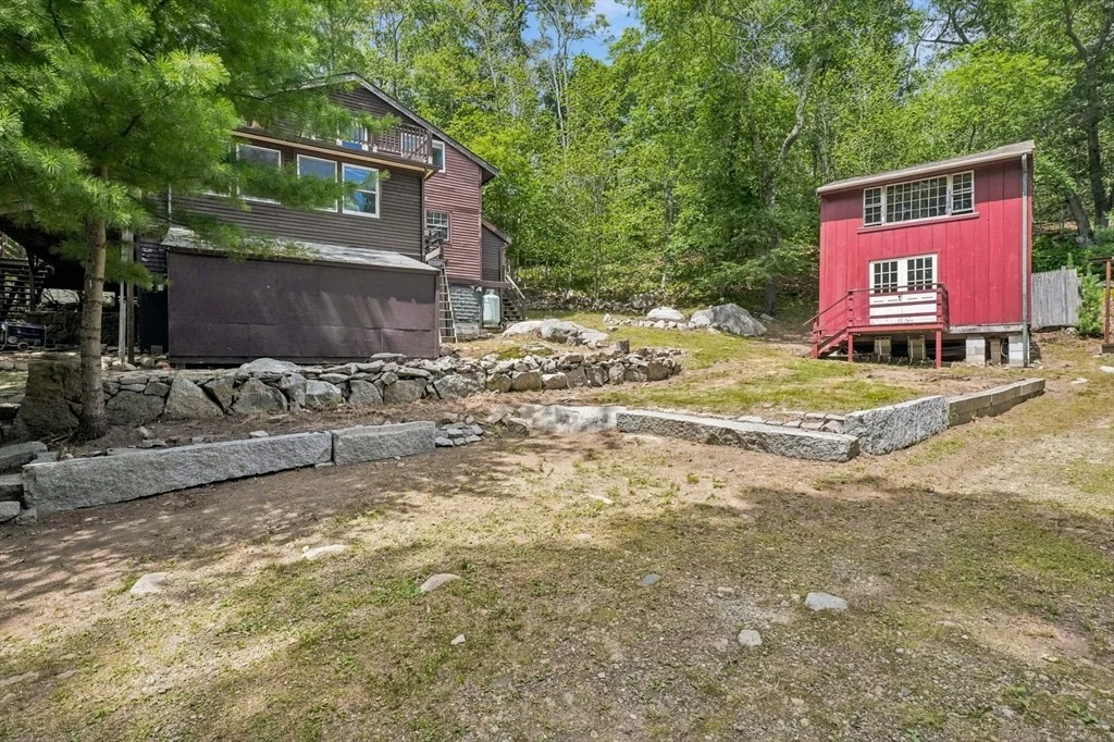 Photo of 62 Bennett St S