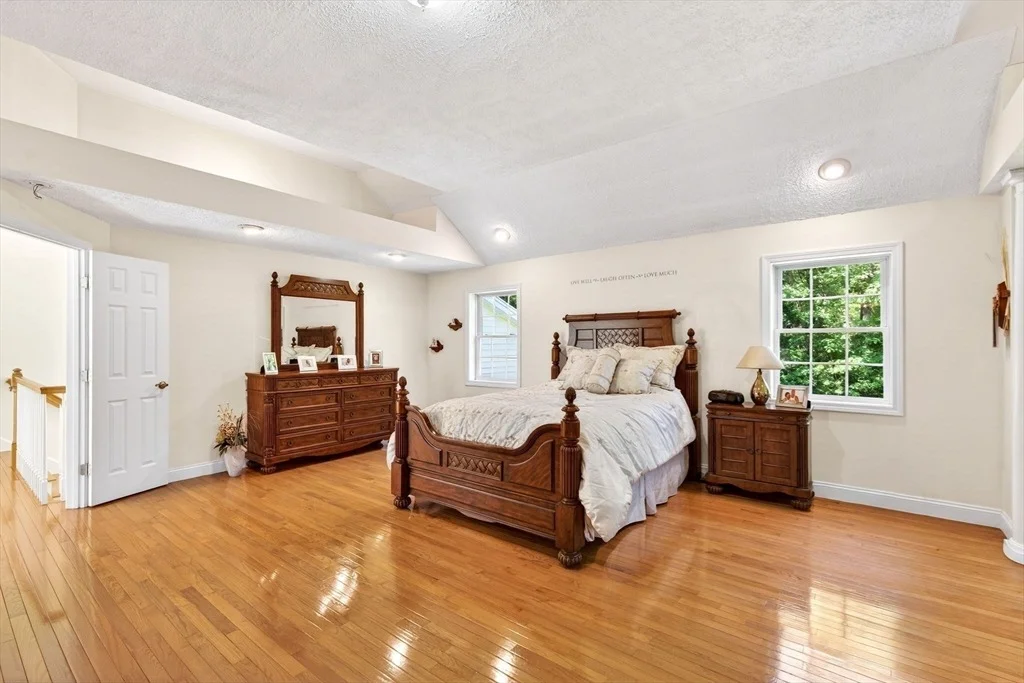 Photo of 176 Robbs Hill Rd