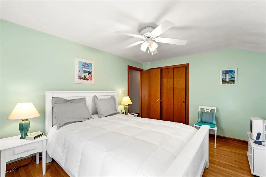 Photo of 104 Holmes