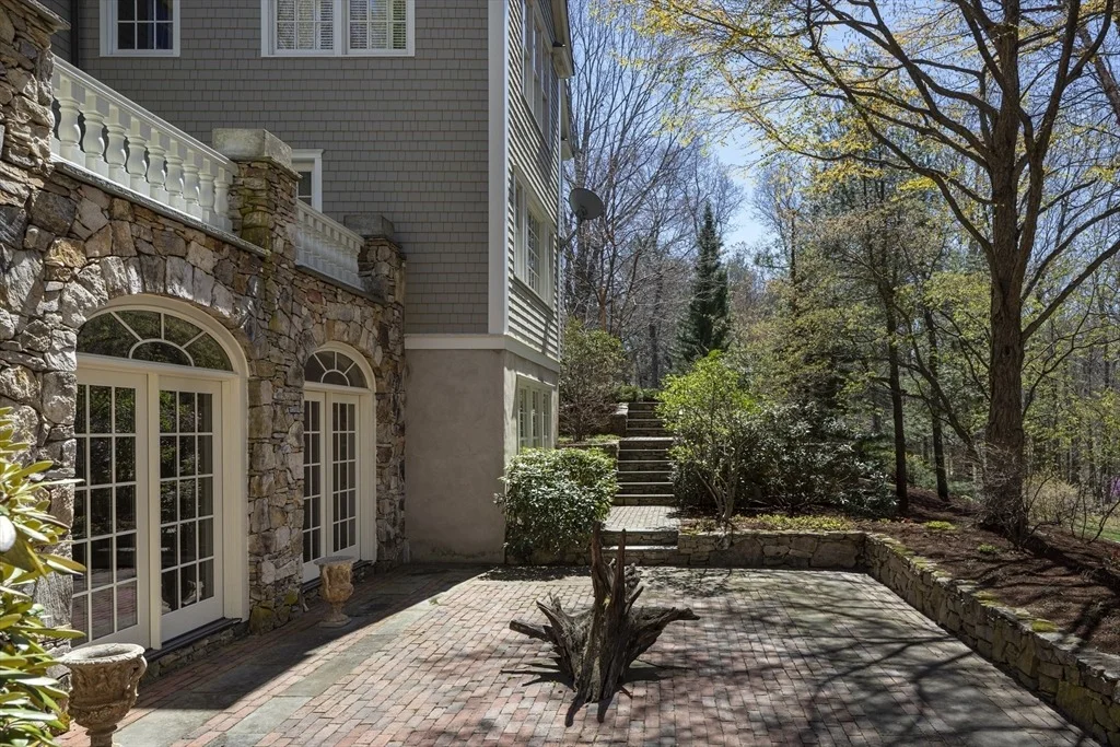 Photo of 43 Oak Hill Road