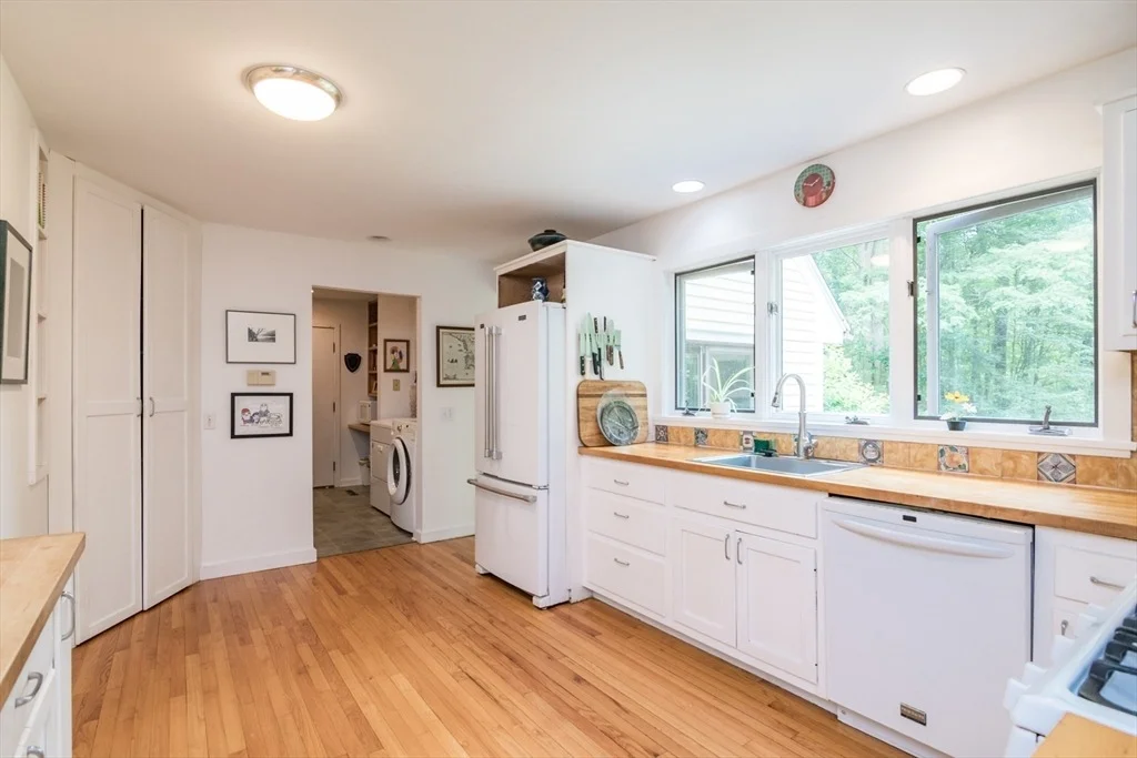 Photo of 12 High Meadow Rd