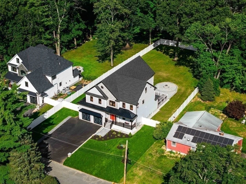 Photo of 5 Four Acre Drive