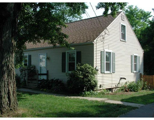 Photo of 293 Belchertown Rd.