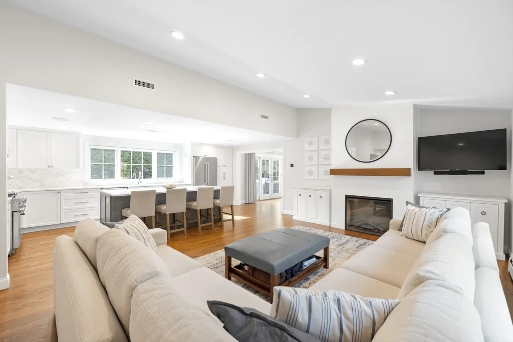 Photo of 22 Fox Hill Drive