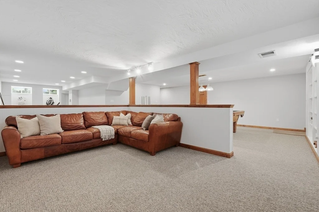 Photo of 7 Miramar Dr