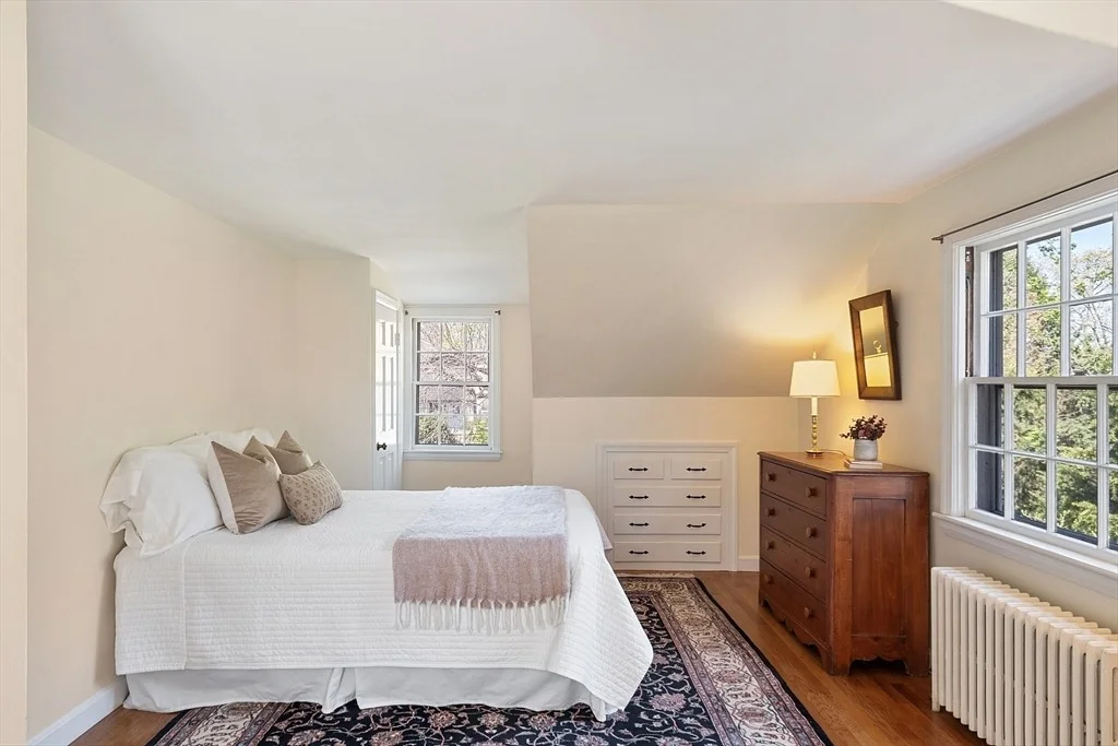 Photo of 51 Chestnut St
