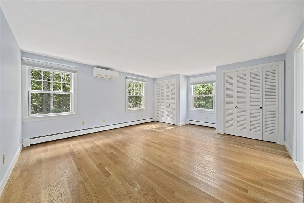 Photo of 10 Green Ln