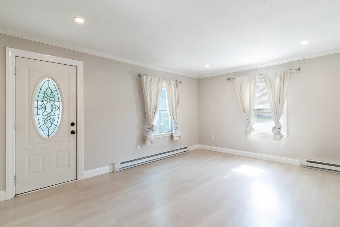 Photo of 22 Marsh Ave