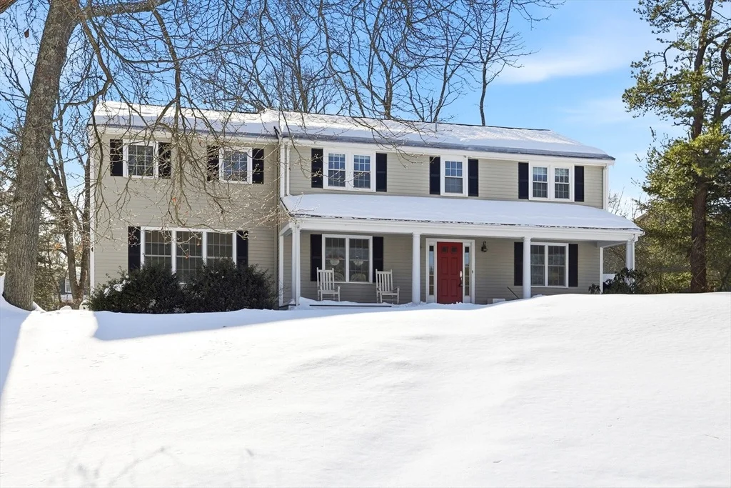 Photo of 245 Oak Hill Circle