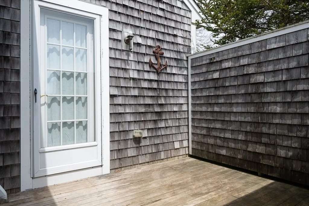 Photo of Unit B at 7 Schooner Ln