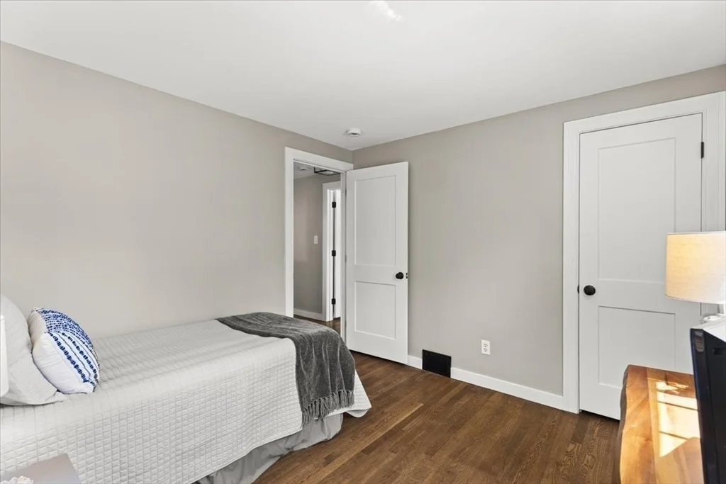 Photo of 15 Intervale Rd