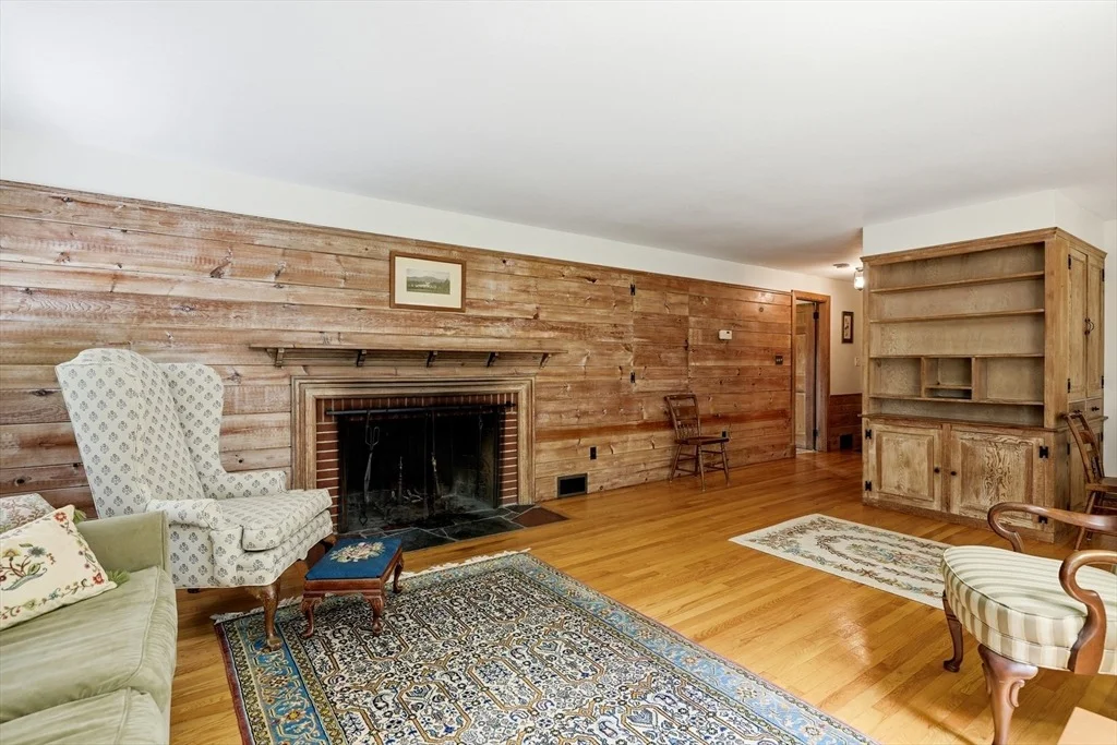 Photo of 18 Red Gate Ln