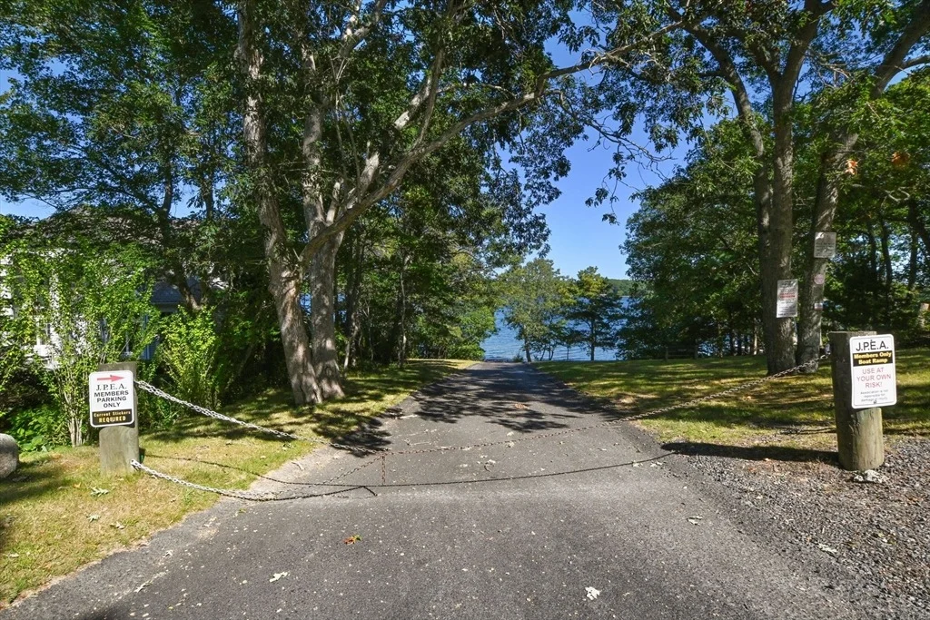 Photo of 211 James Circle