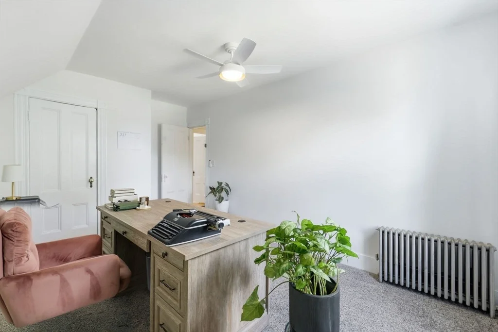 Photo of 9 Munroe St