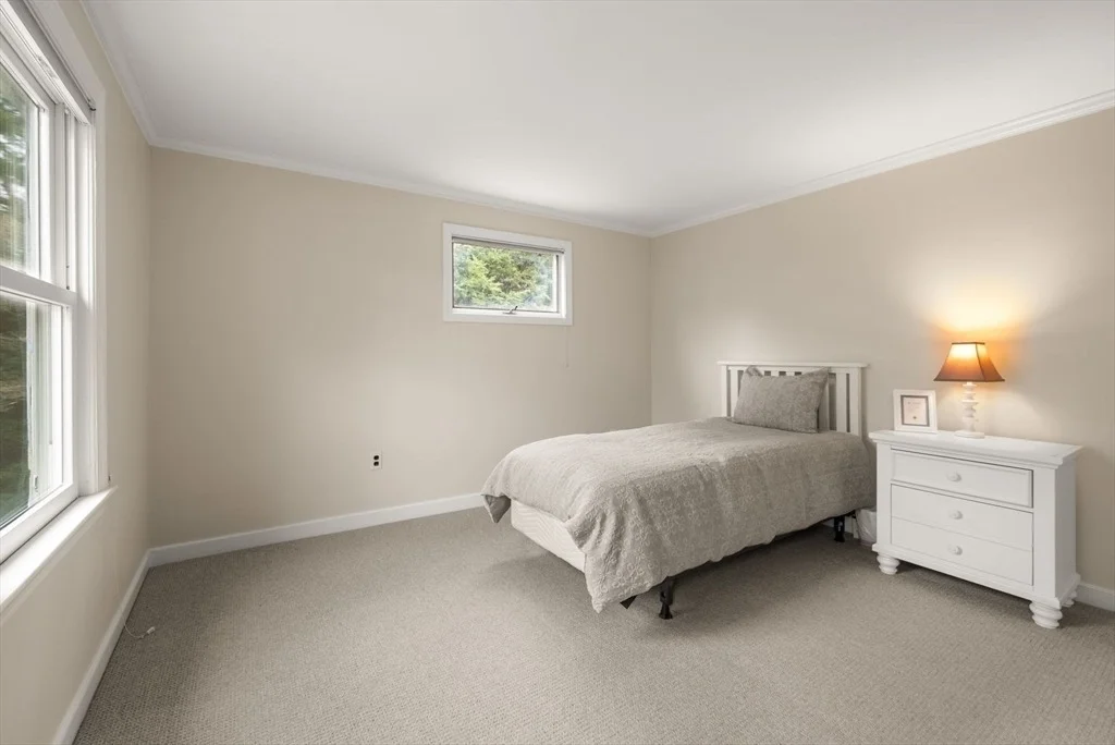 Photo of 11 Sterling Rd