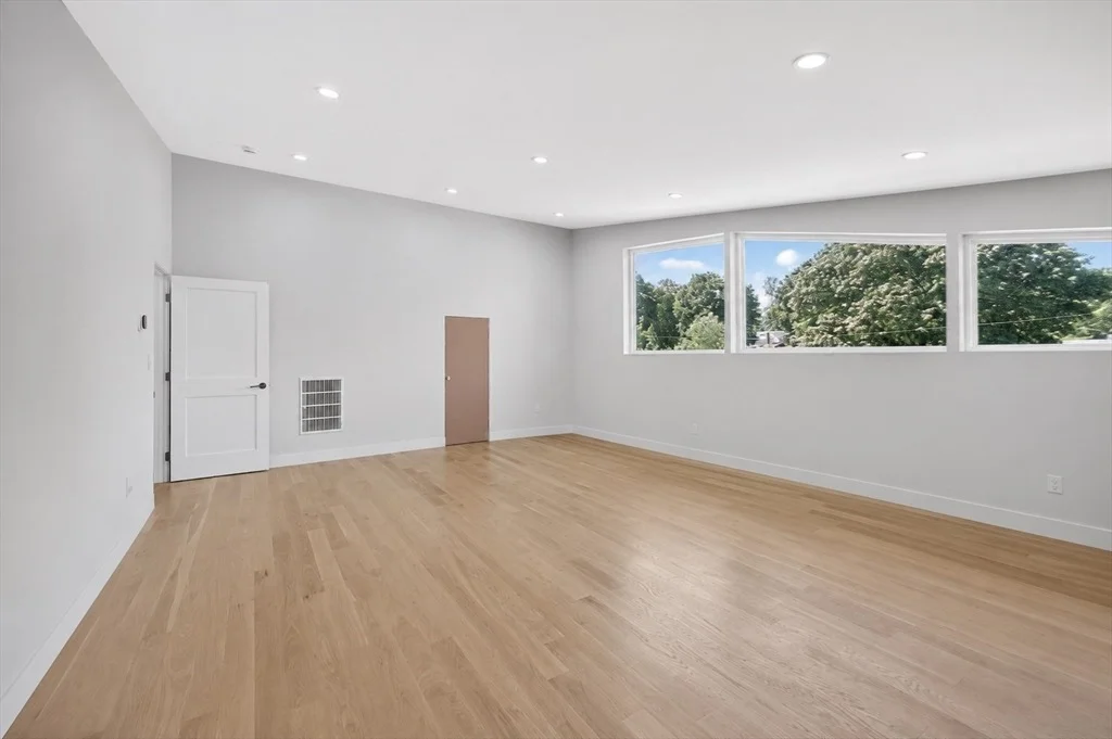 Photo of 409 Pearl St